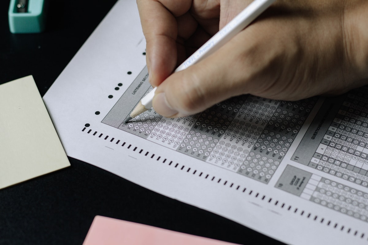 Crayons graphite Pokémon — boîte de 12